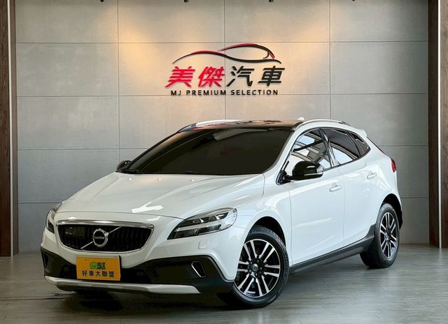 VOLVO富豪 V40 CROSS COUNTRY  第1張相片
