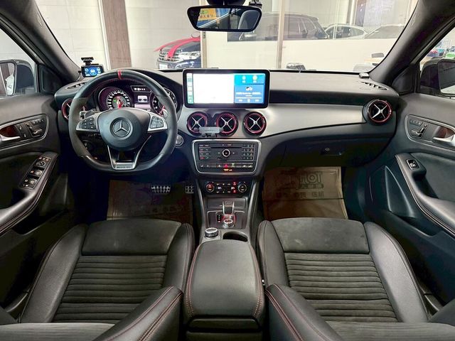 M-BENZ賓士 GLA45 AMG  第8張相片