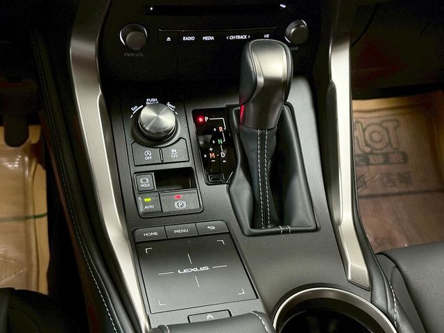 LEXUS凌志 NX200  第17張相片