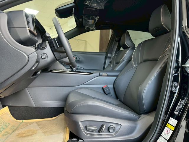 TOYOTA豐田 CROWN  第5張相片