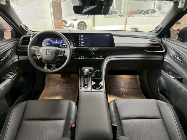 TOYOTA豐田 CROWN  第17張相片