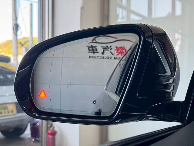 M-BENZ賓士 E250  第5張相片