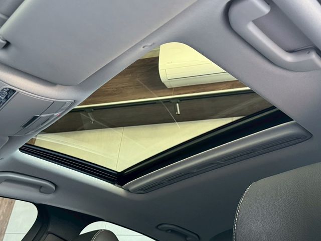 M-BENZ賓士 E250  第18張相片