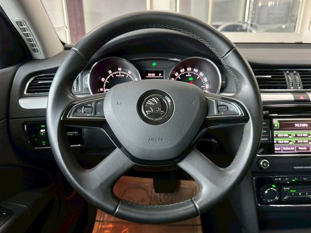 SKODA司科達 SUPERB COMBI  第10張相片