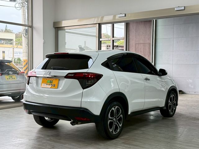 HONDA本田 HR-V  第7張相片