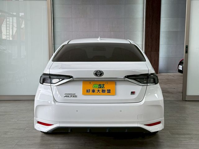 TOYOTA豐田 ALTIS  第4張相片