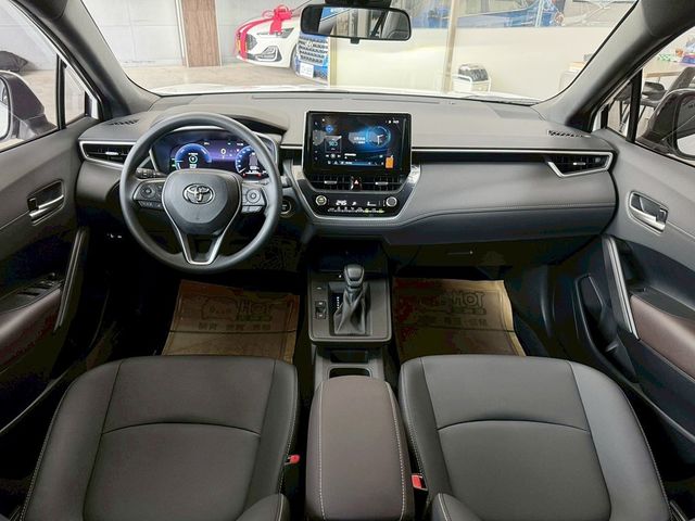 TOYOTA豐田 COROLLA CROSS HYBRID  第8張相片
