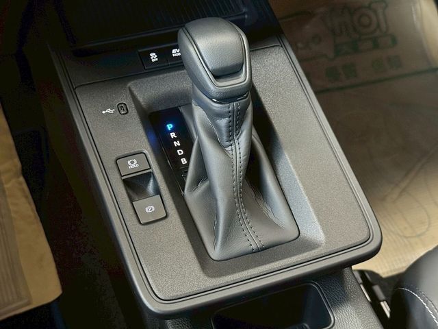 TOYOTA豐田 COROLLA CROSS HYBRID  第18張相片