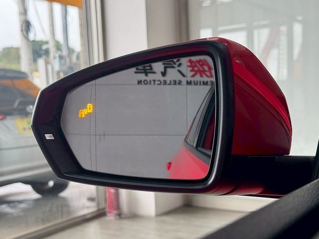 VOLKSWAGEN福斯 POLO  第6張相片