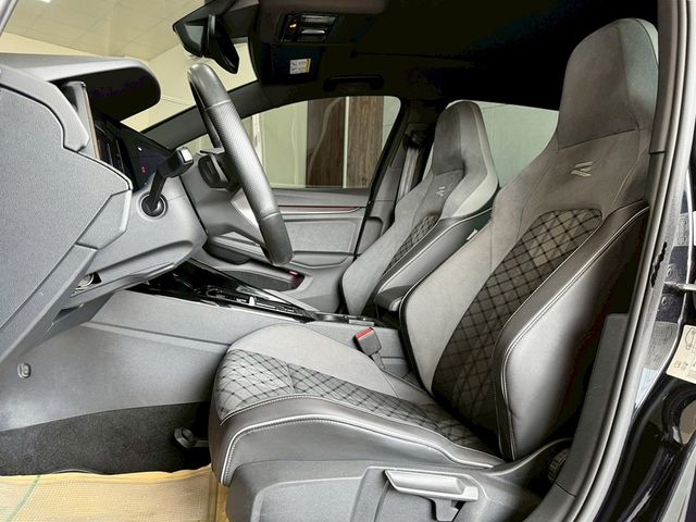 VOLKSWAGEN福斯 GOLF VARIANT  第7張相片