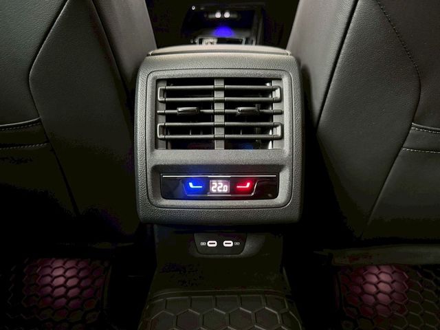 VOLKSWAGEN福斯 GOLF VARIANT  第19張相片