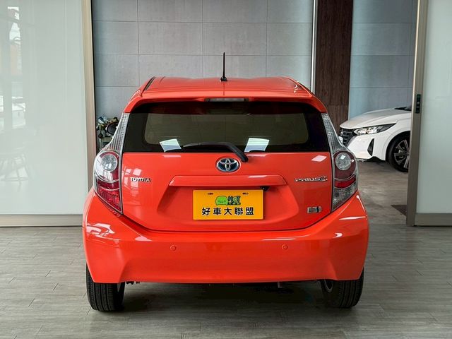 TOYOTA豐田 PRIUS C  第4張相片