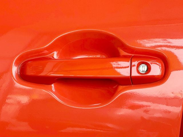 TOYOTA豐田 PRIUS C  第7張相片