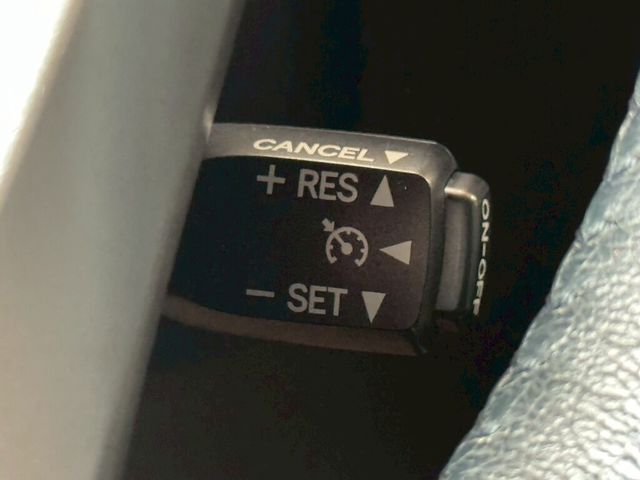 TOYOTA豐田 PRIUS C  第14張相片