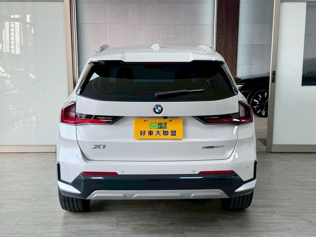 BMW寶馬 X1  第4張相片
