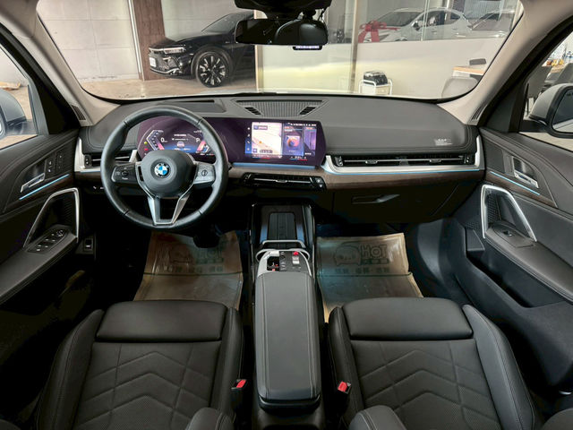 BMW寶馬 X1  第5張相片