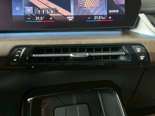 BMW寶馬 X1  第16張相片