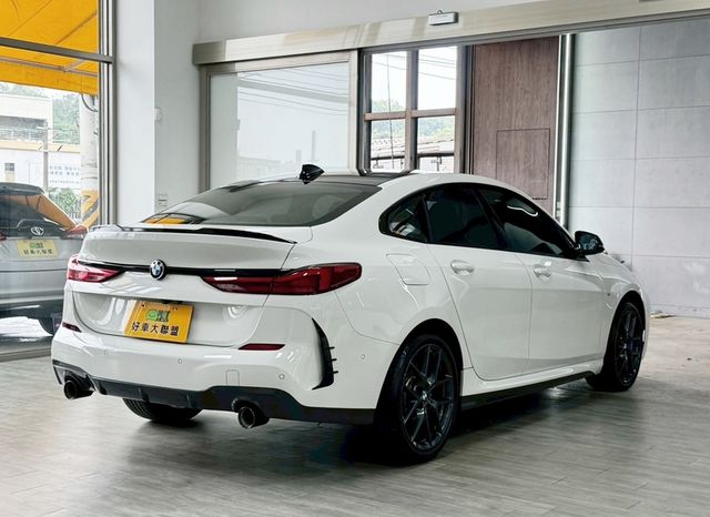 BMW寶馬 220I  第2張相片