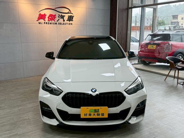 BMW寶馬 220I  第3張相片