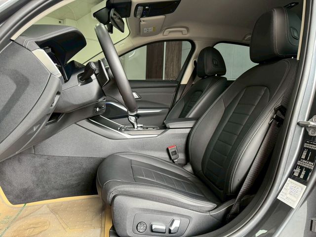BMW寶馬 318I LUXURY  第9張相片