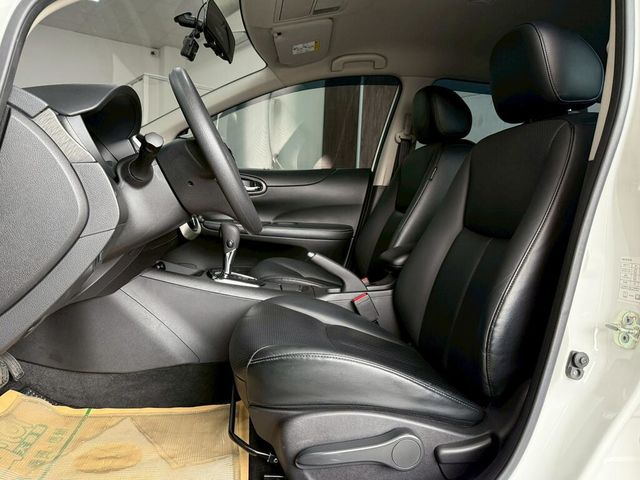 NISSAN日產 TIIDA  第9張相片