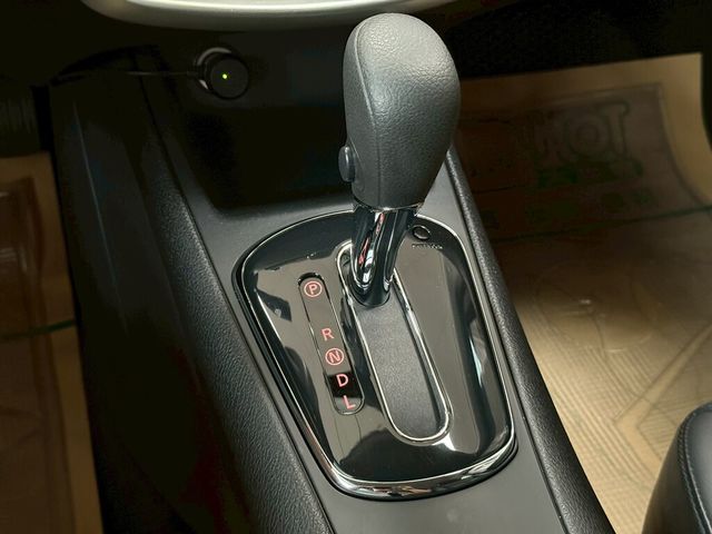 NISSAN日產 TIIDA  第17張相片