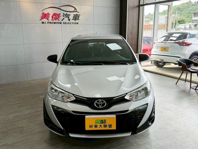 TOYOTA豐田 YARIS  第2張相片