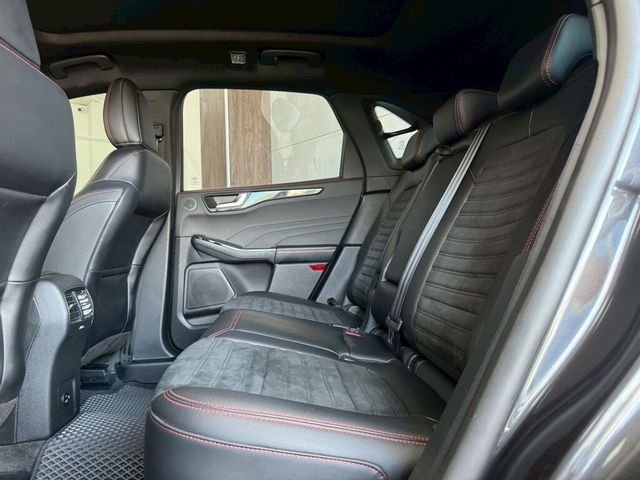 FORD福特 KUGA  第13張相片