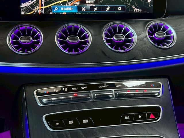 M-BENZ賓士 E200 COUPE  第16張相片