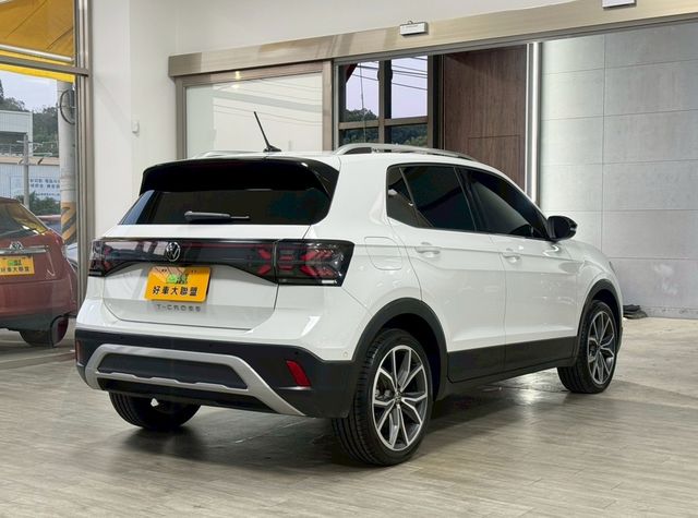 VOLKSWAGEN福斯 T-CROSS  第2張相片