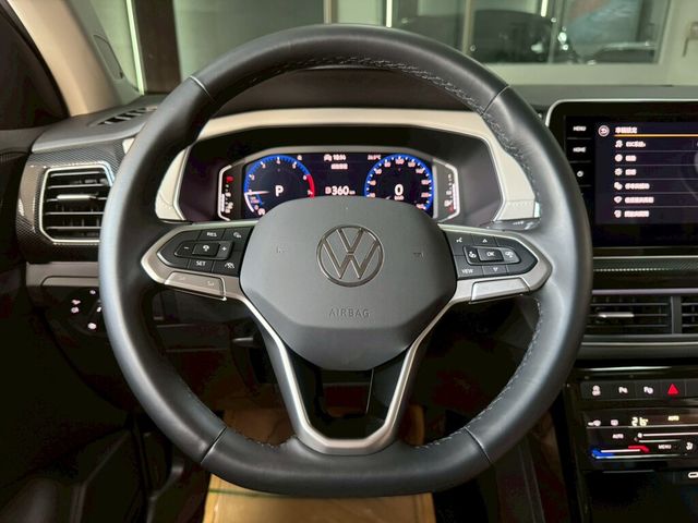 VOLKSWAGEN福斯 T-CROSS  第12張相片