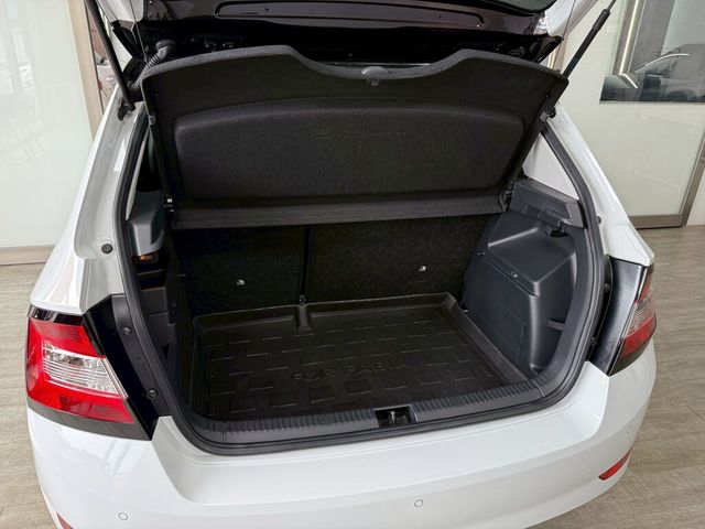 SKODA司科達 FABIA  第18張相片