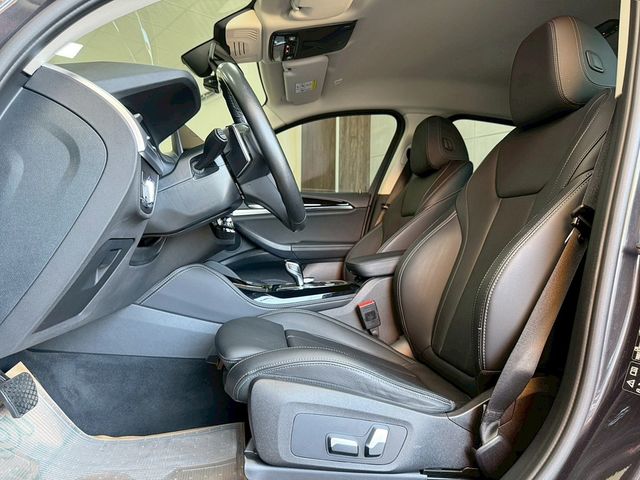BMW寶馬 X4 XDRIVE20I  第8張相片