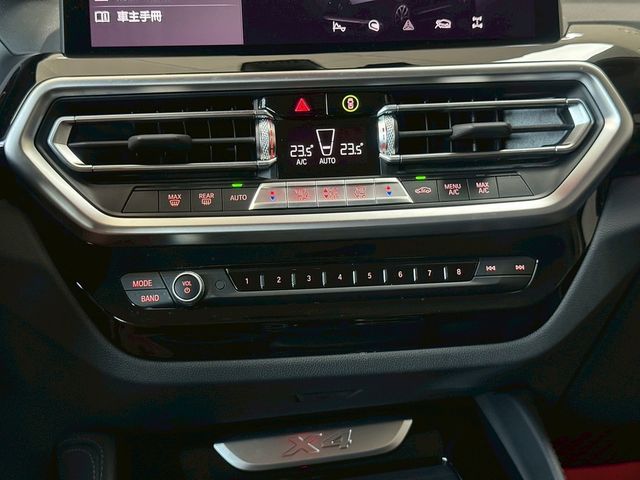 BMW寶馬 X4 XDRIVE20I  第16張相片