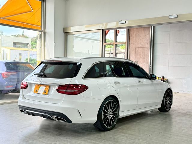 M-BENZ賓士 C300  第2張相片