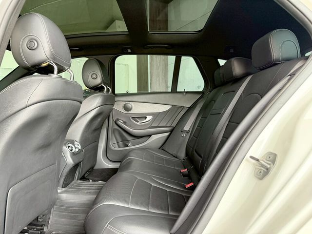 M-BENZ賓士 C300  第18張相片