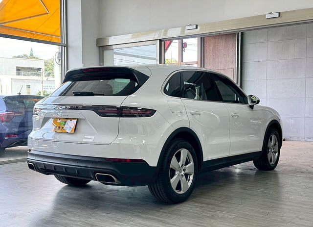 PORSCHE保時捷 CAYENNE  第2張相片