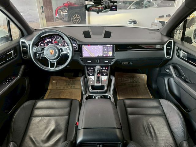 PORSCHE保時捷 CAYENNE  第5張相片