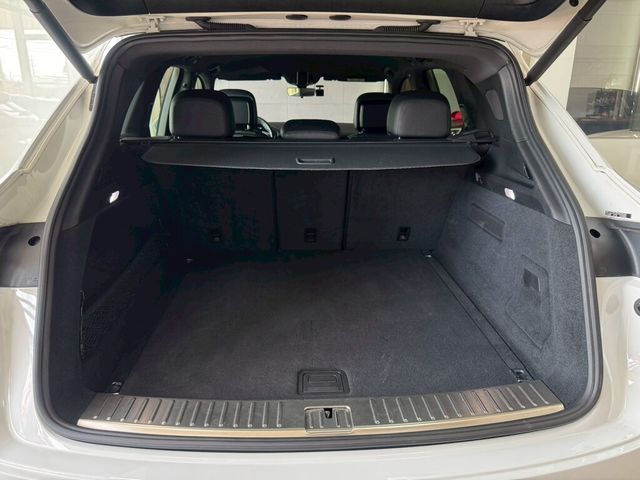 PORSCHE保時捷 CAYENNE  第19張相片