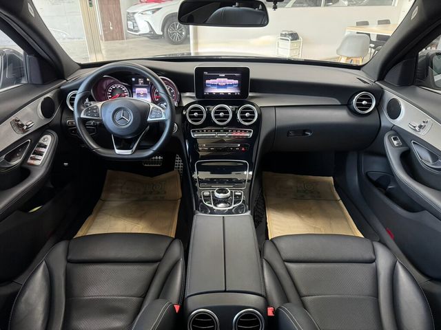 M-BENZ賓士 C250  第5張相片