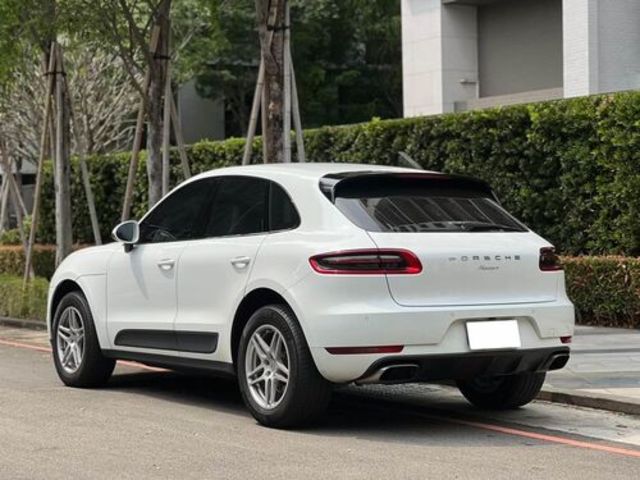 PORSCHE保時捷 MACAN  第3張相片