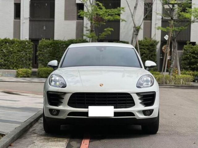 PORSCHE保時捷 MACAN  第7張相片