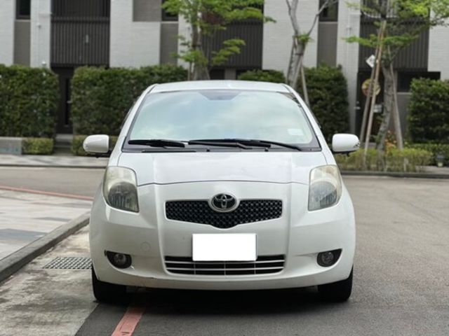TOYOTA豐田 YARIS  第2張相片