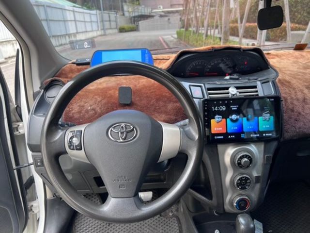 TOYOTA豐田 YARIS  第6張相片