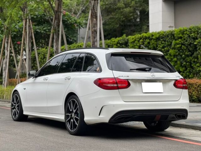 M-BENZ賓士 C450  第4張相片