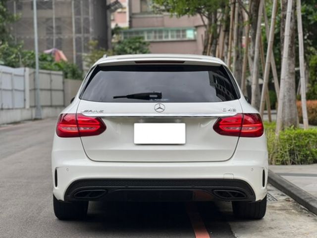 M-BENZ賓士 C450  第5張相片