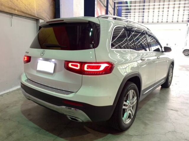 M-BENZ賓士 GLB250  第5張相片