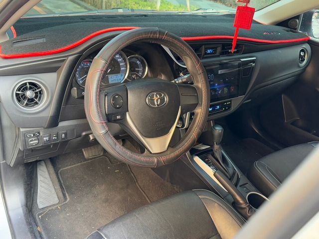 TOYOTA豐田 ALTIS  第6張相片
