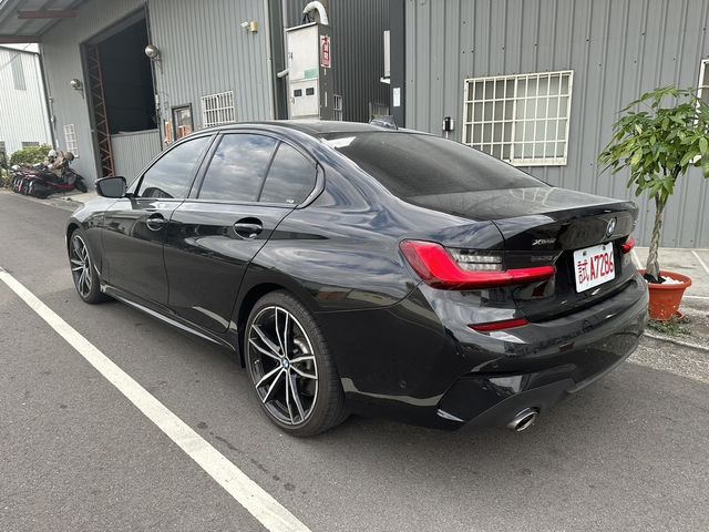 BMW寶馬 330I  第4張相片