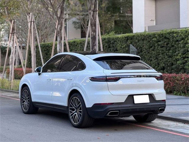PORSCHE保時捷 CAYENNE  第2張相片